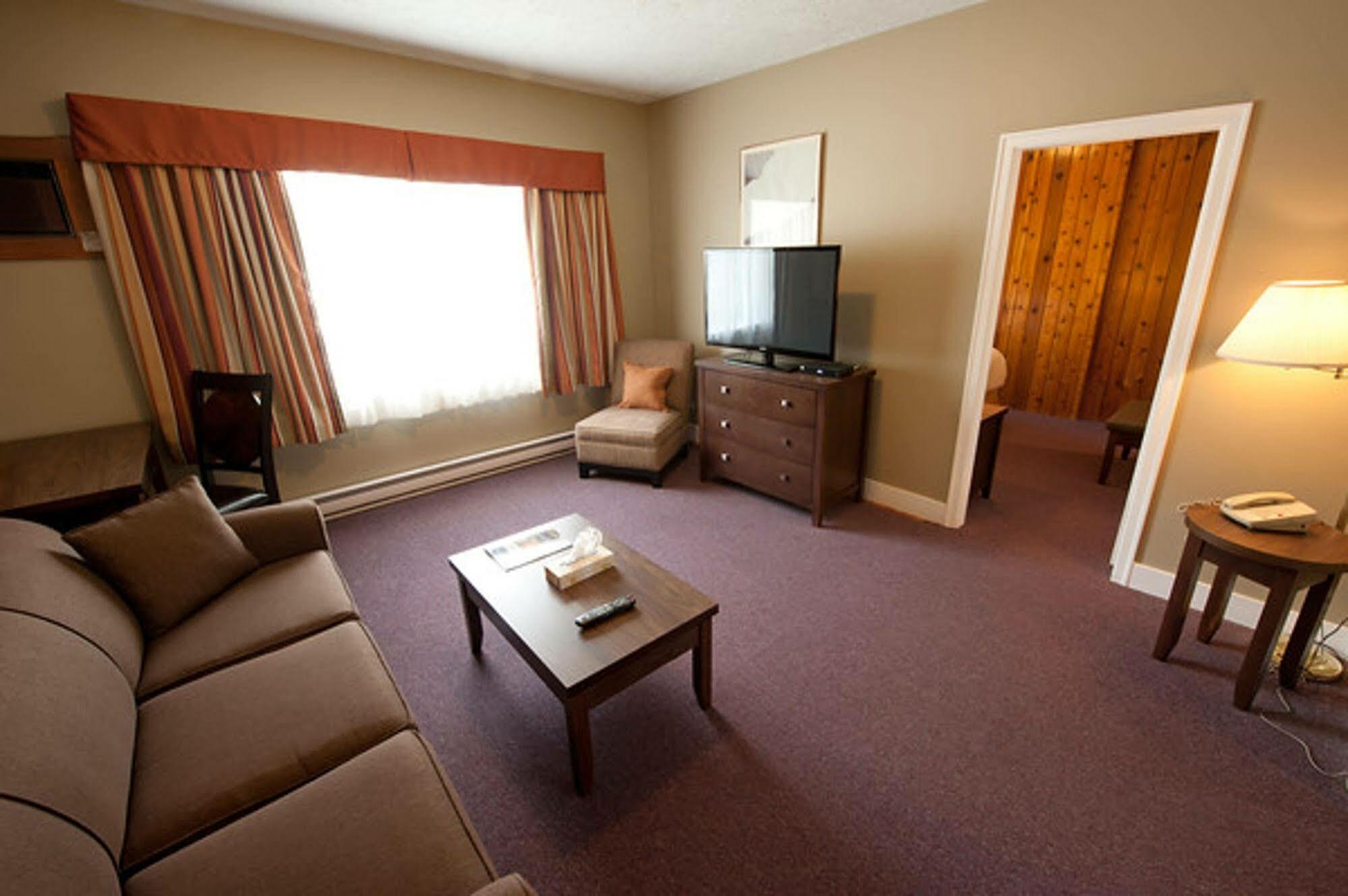 Alpine Inn&Suites Nelson Extérieur photo